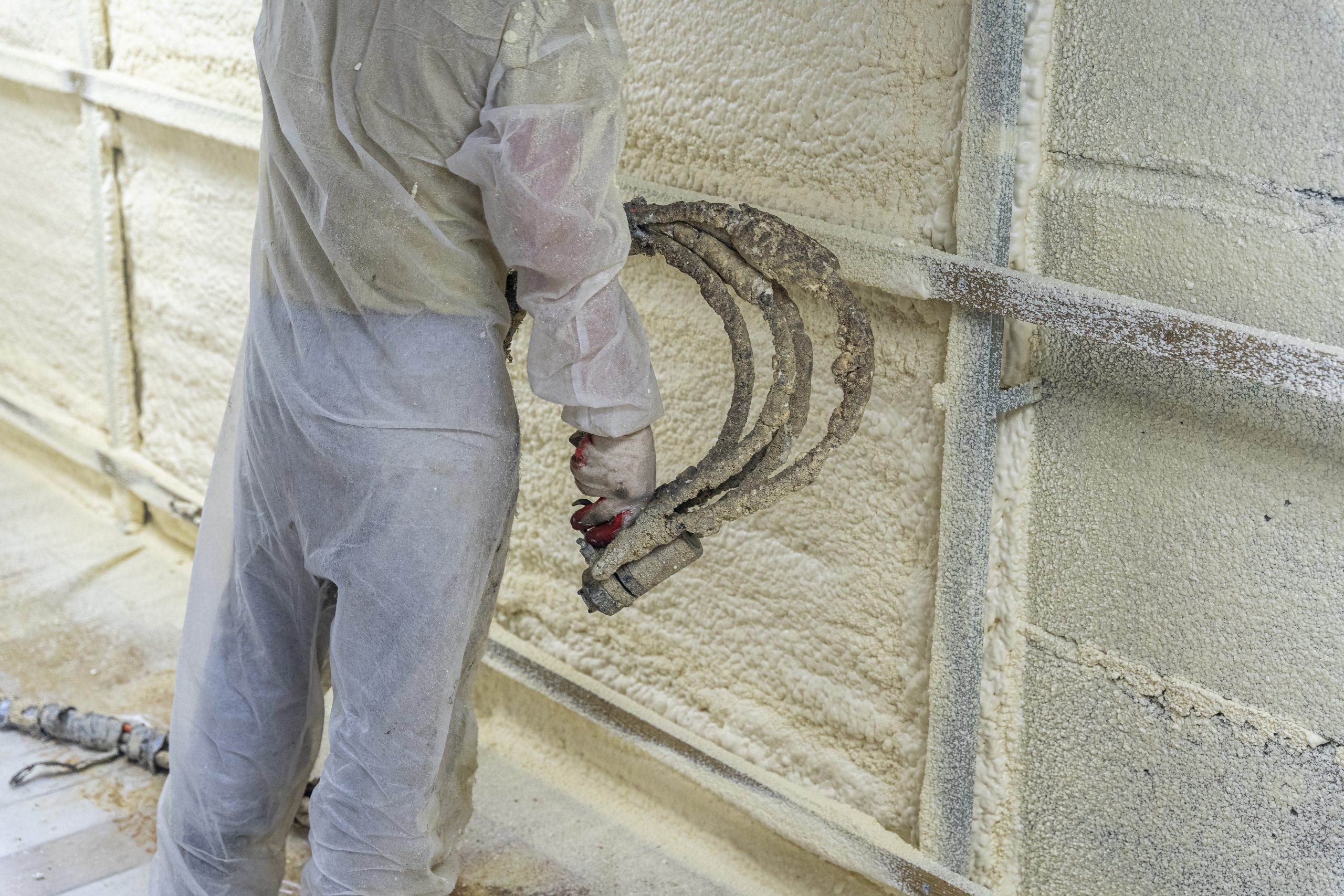 open cell vs closed cell spray foam